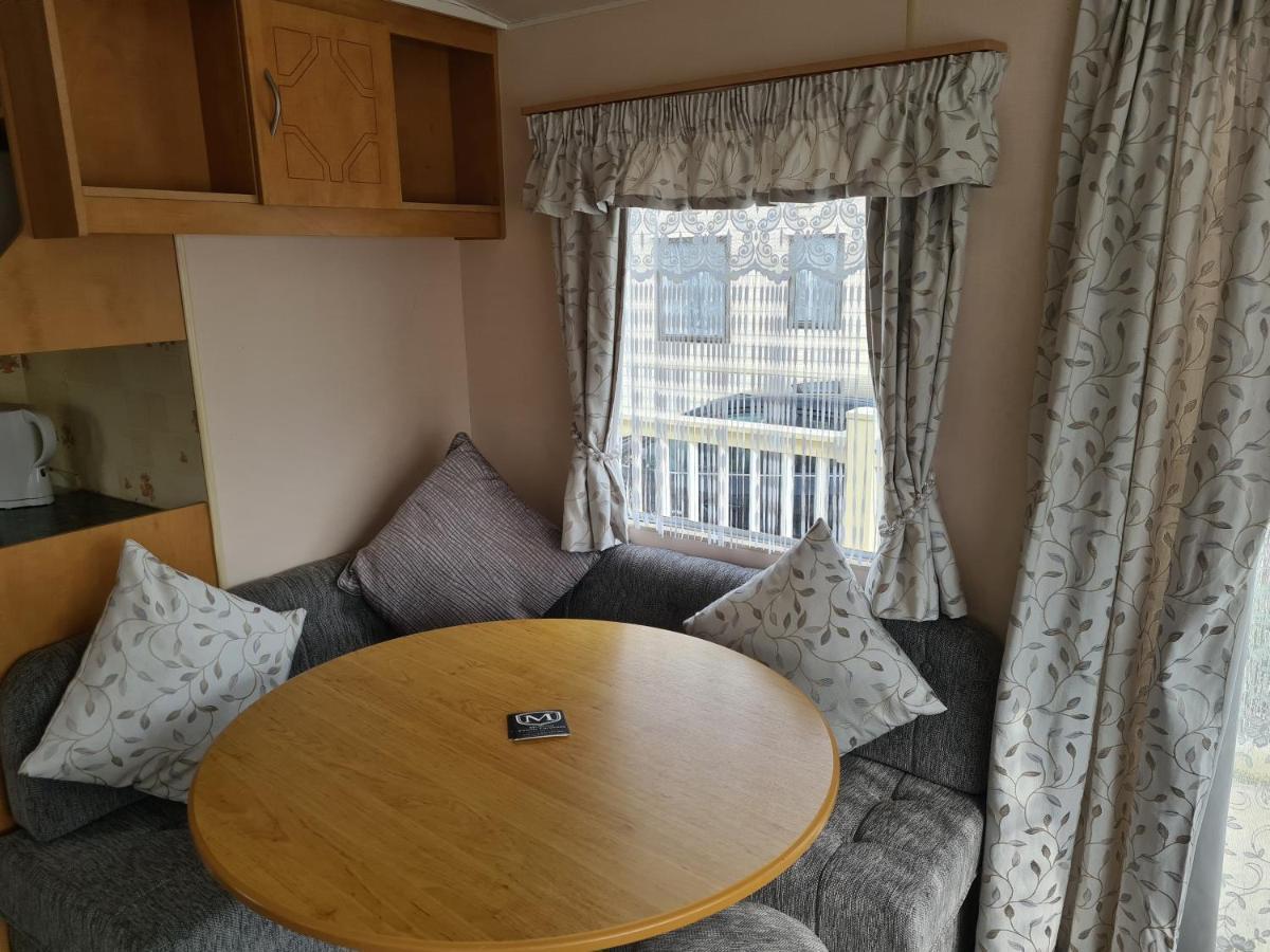 Апартаменти 6 Berth Promenade Інголдмеллс Екстер'єр фото